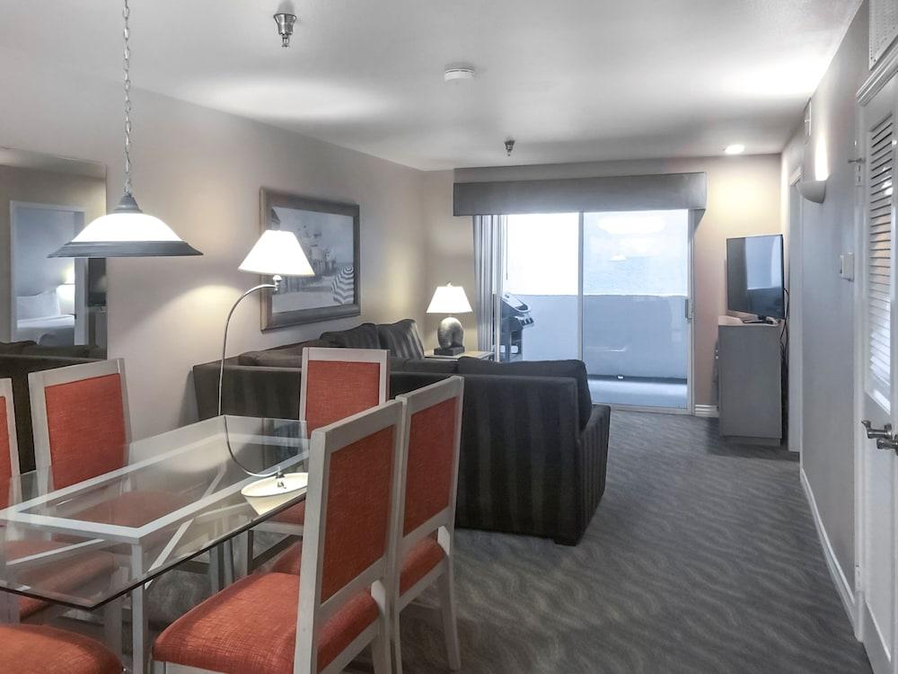 Hilton Vacation Club Riviera Beach & Shores photo 32