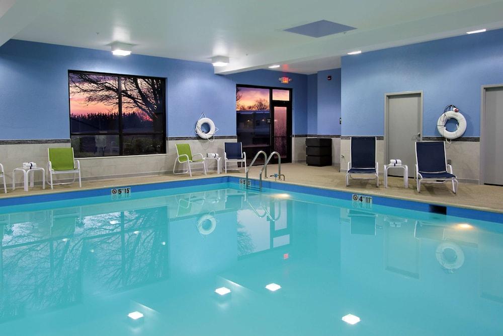 Hampton Inn Hagerstown-I-81 photo 32