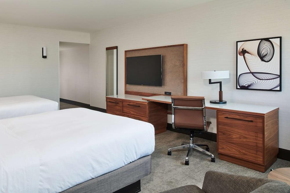 DoubleTree by Hilton Fullerton photo 39