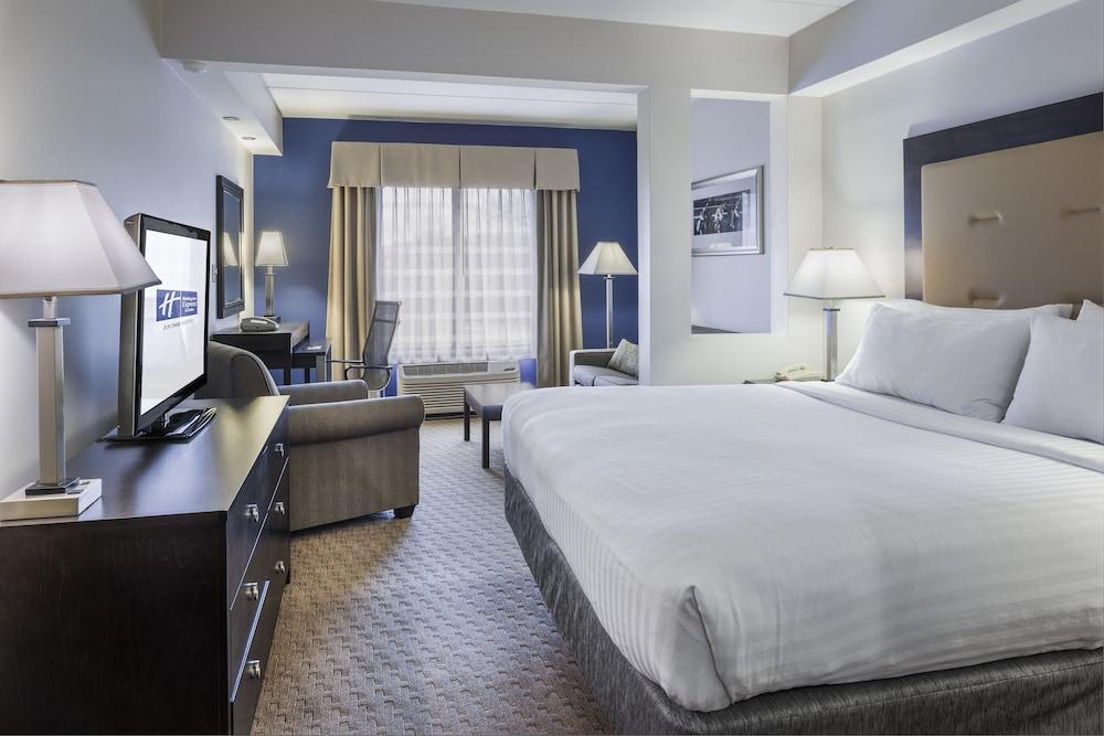 Holiday Inn Express Hotel and Suites Laurel by IHG photo 4