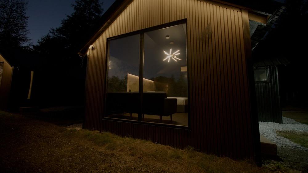 Emrose Luxury Cabins photo 13