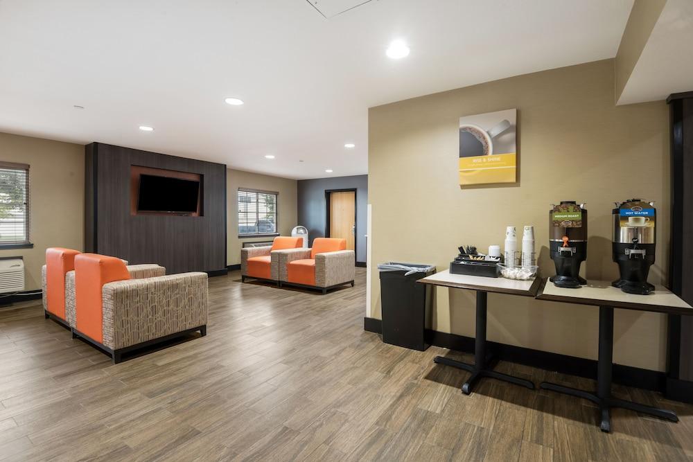 Studio 6 Lenexa, KS - Overland Park photo 20