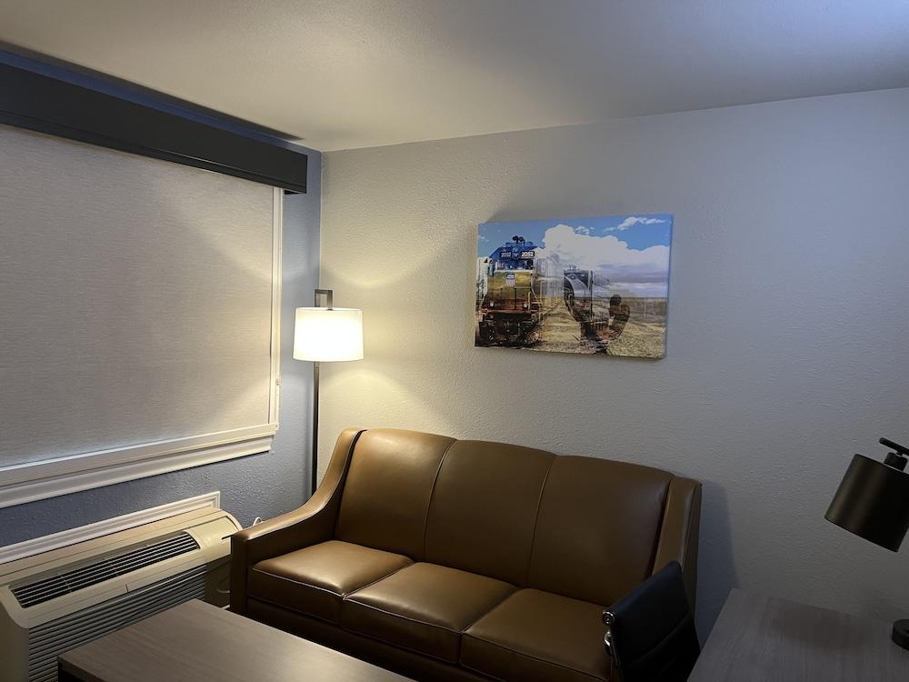 Garden Inn & Suite photo 20