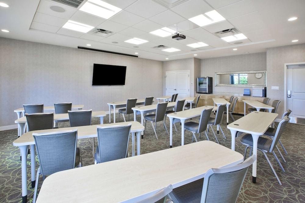 Hampton by Hilton Bar Harbor photo 10