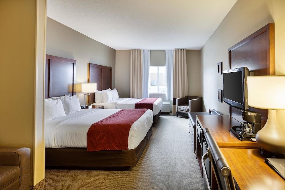 Comfort Suites Lincoln North photo 25