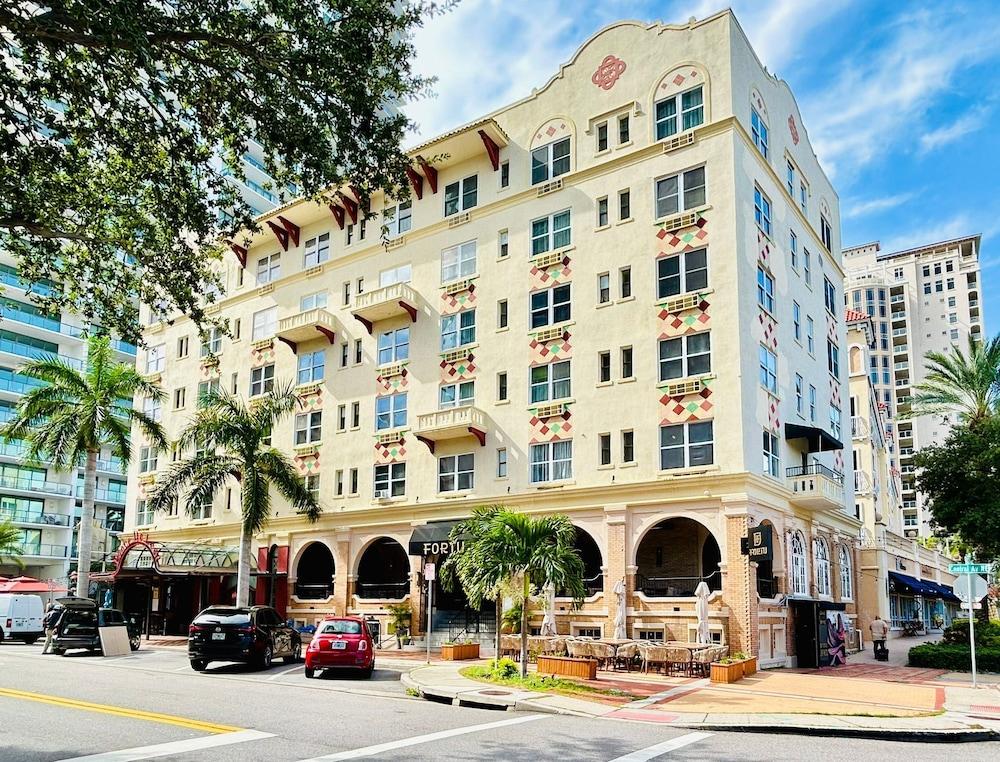 Ponce De Leon Hotel photo 1