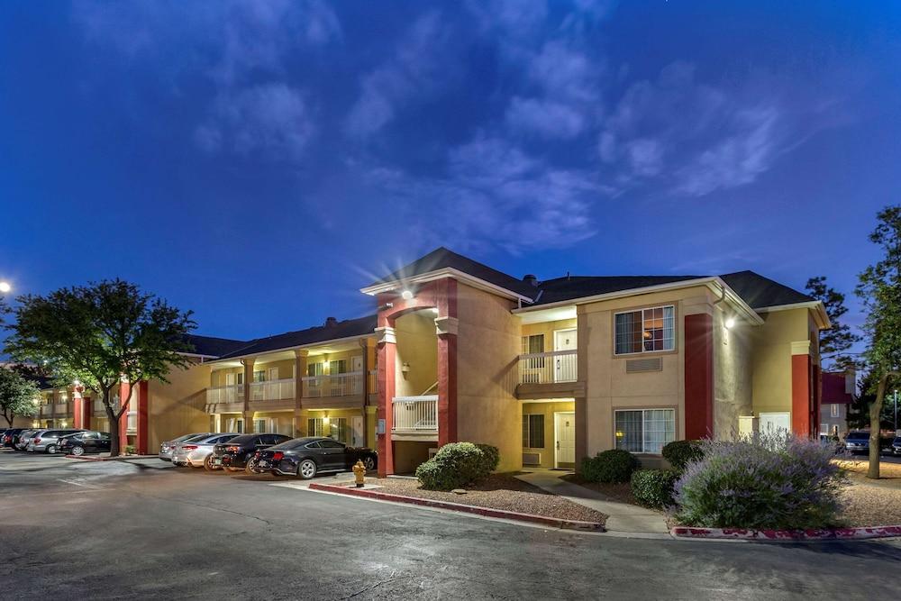 Suburban Studios Albuquerque Uptown photo 41