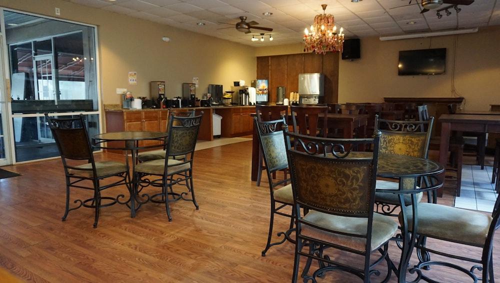 B&B Hotel Orlando International Drive Near Universal - Newly Renovated! photo 45