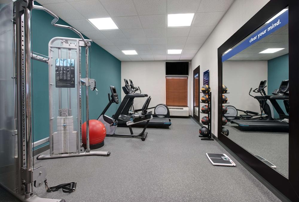 Hampton Inn Greenville I-385 - Woodruff Rd. photo 22