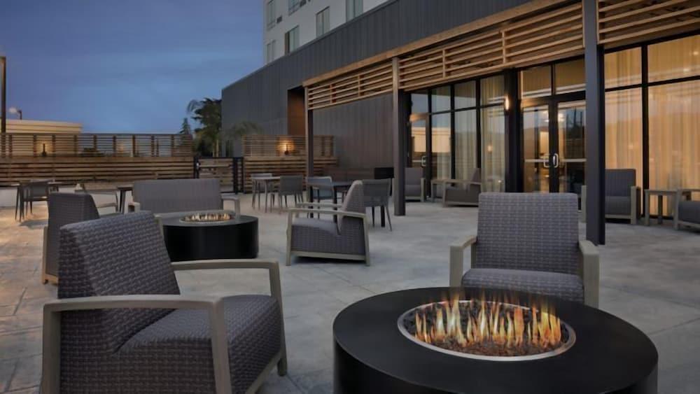Residence Inn By Marriott Madison photo 12