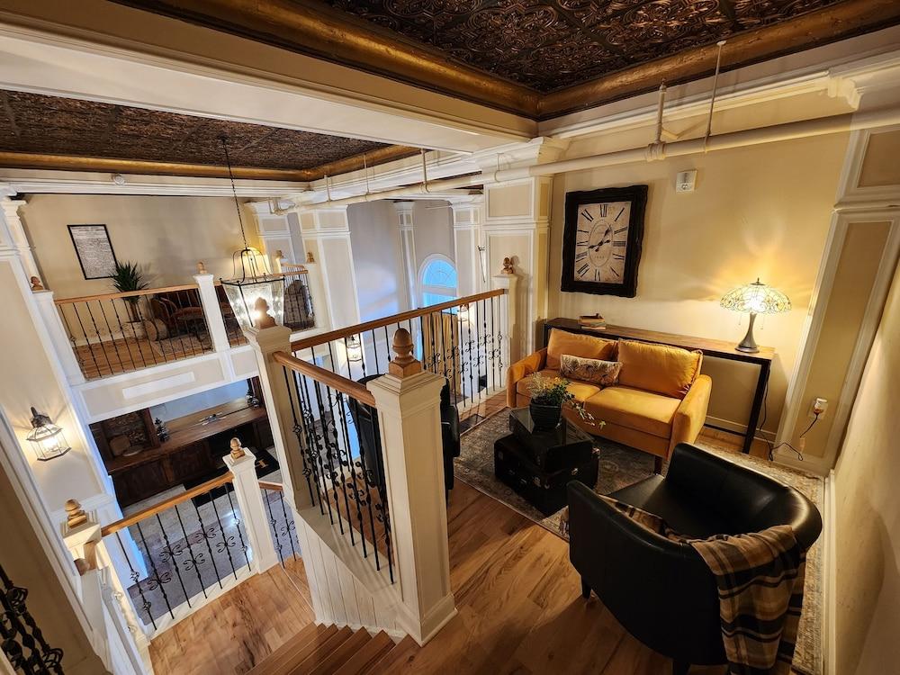 Historic Griffin Hotel photo 24