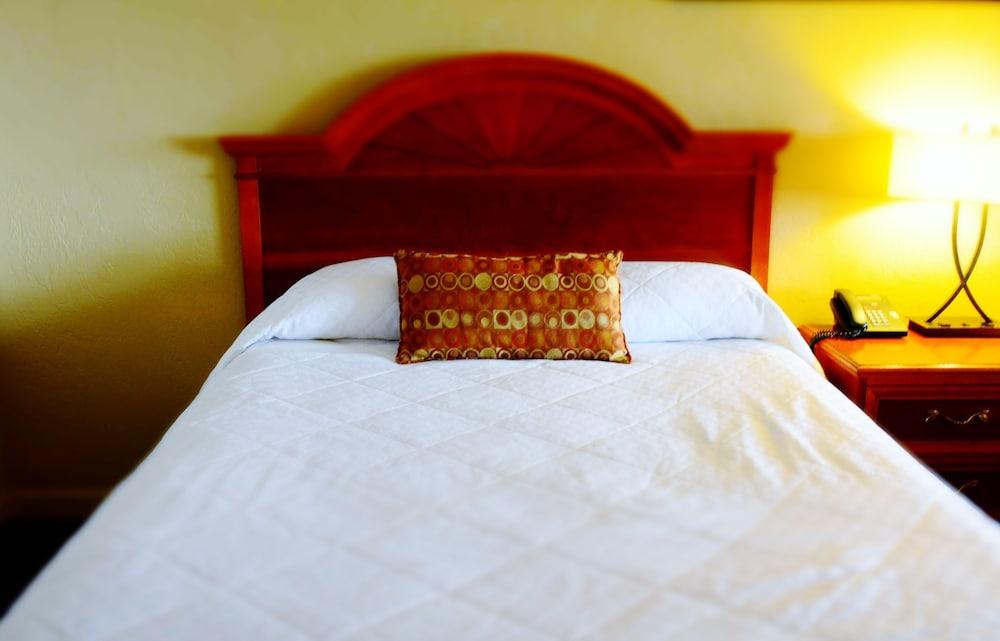 Crystal Cove Hotel photo 20