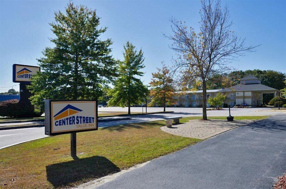 Center Street Value Inn photo 1