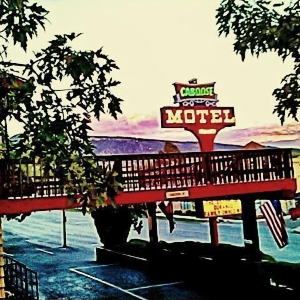 Caboose Motel photo 30