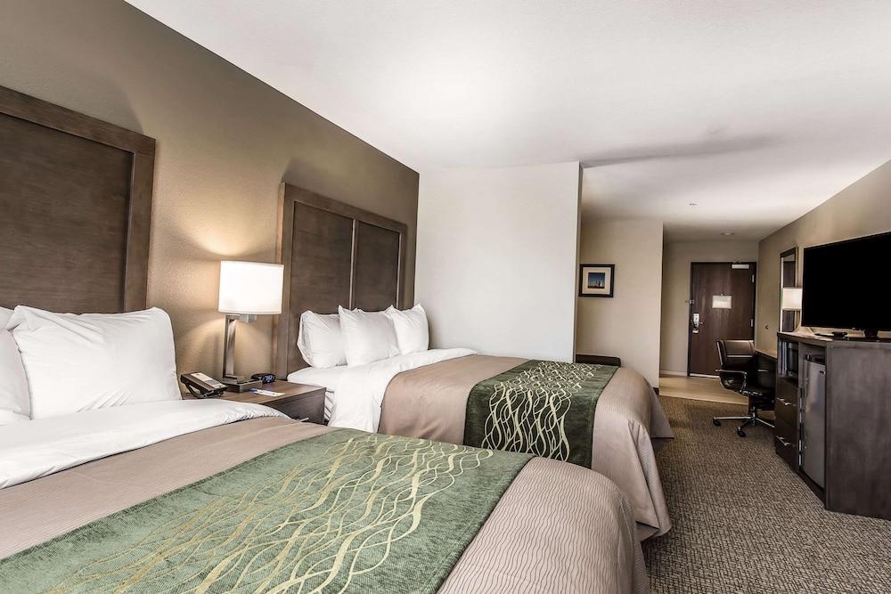 Comfort Inn & Suites Snyder photo 23