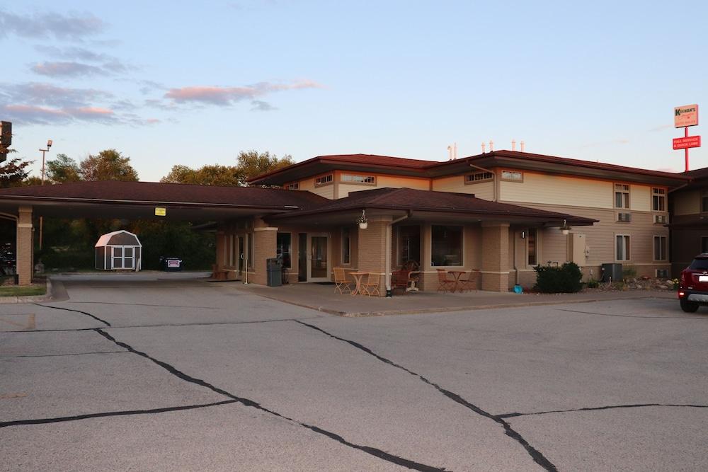 Prairie Inn and Suites Holmen/La Cross photo 4