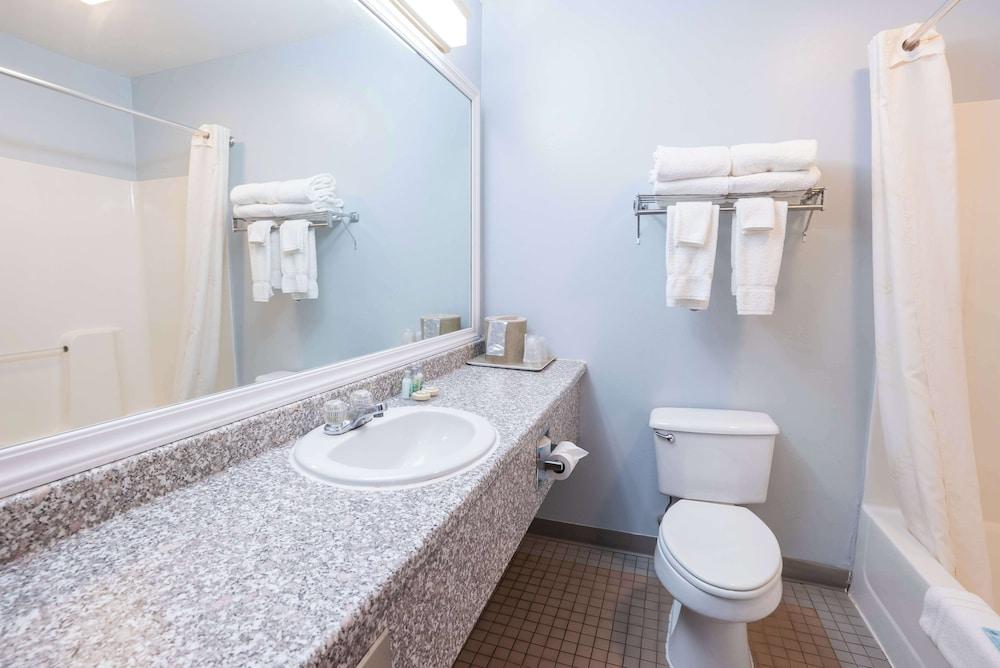 Fireside Inn & Suites - Belfast photo 97