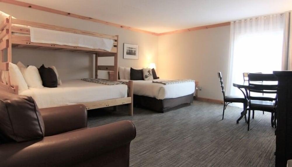 Selkirk Lodge photo 18
