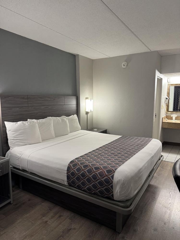 Bluestar Motel photo 6