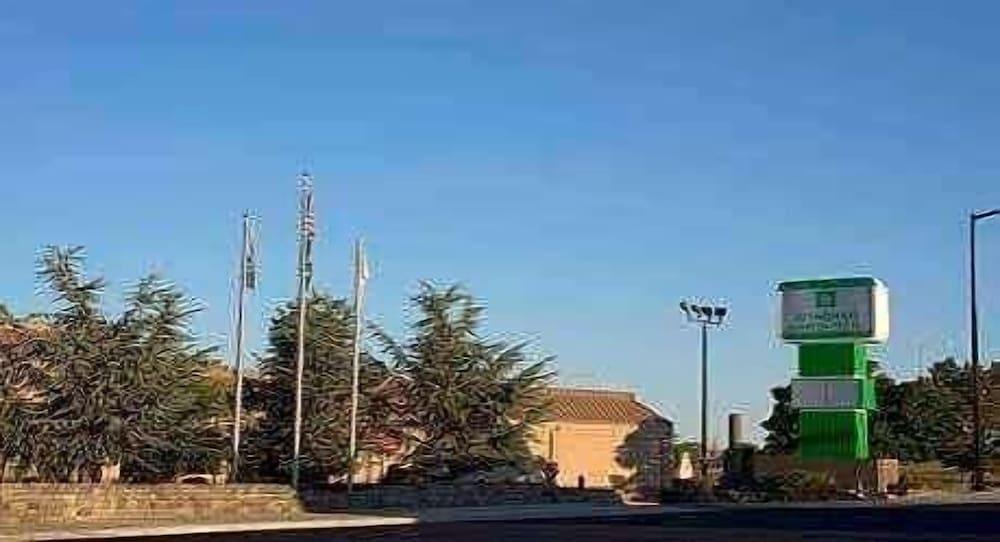 Ramada by Wyndham Boise photo 33