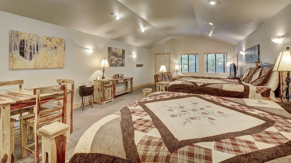 Eagle Fire Lodge & Cabins photo 3