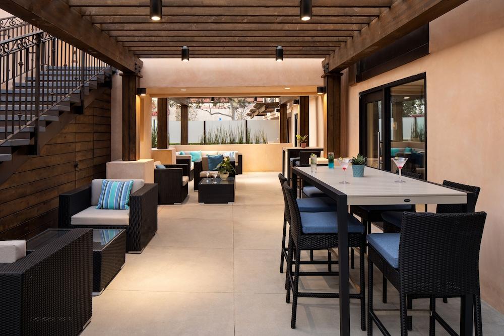 The Cove Hotel, Long Beach photo 39