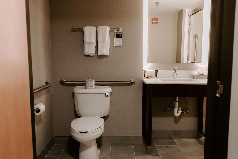 Wingate by Wyndham Chantilly / Dulles Airport photo 16