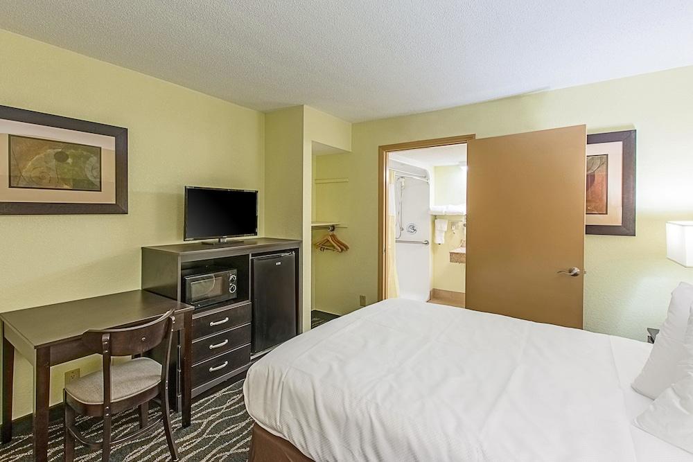 Clarion Inn Columbia Airport photo 29