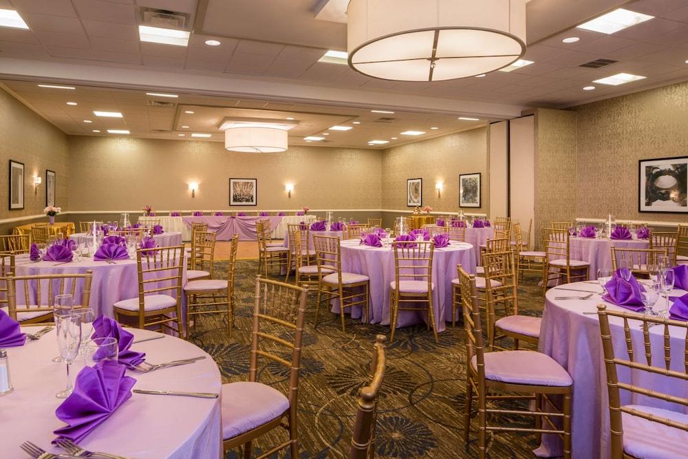DoubleTree by Hilton Hotel Laurel photo 48