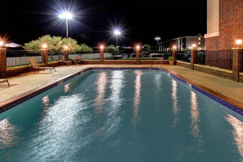 Holiday Inn Express Hotel & Suites San Angelo by IHG photo 16