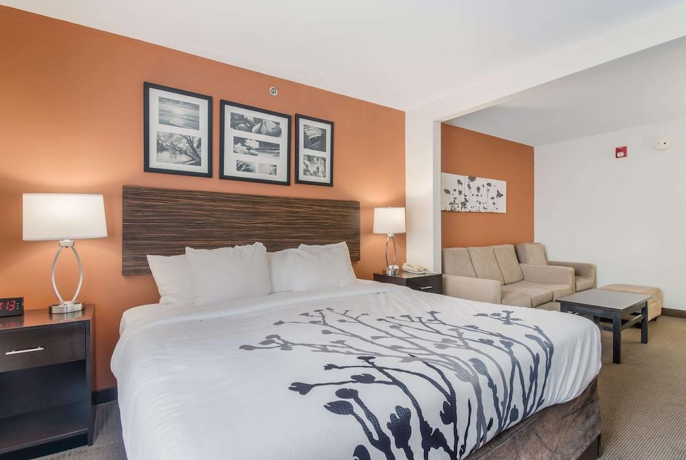 Sleep Inn & Suites Ronks - Lancaster Area photo 39