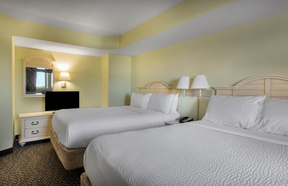 Ocean Reef Resort photo 8