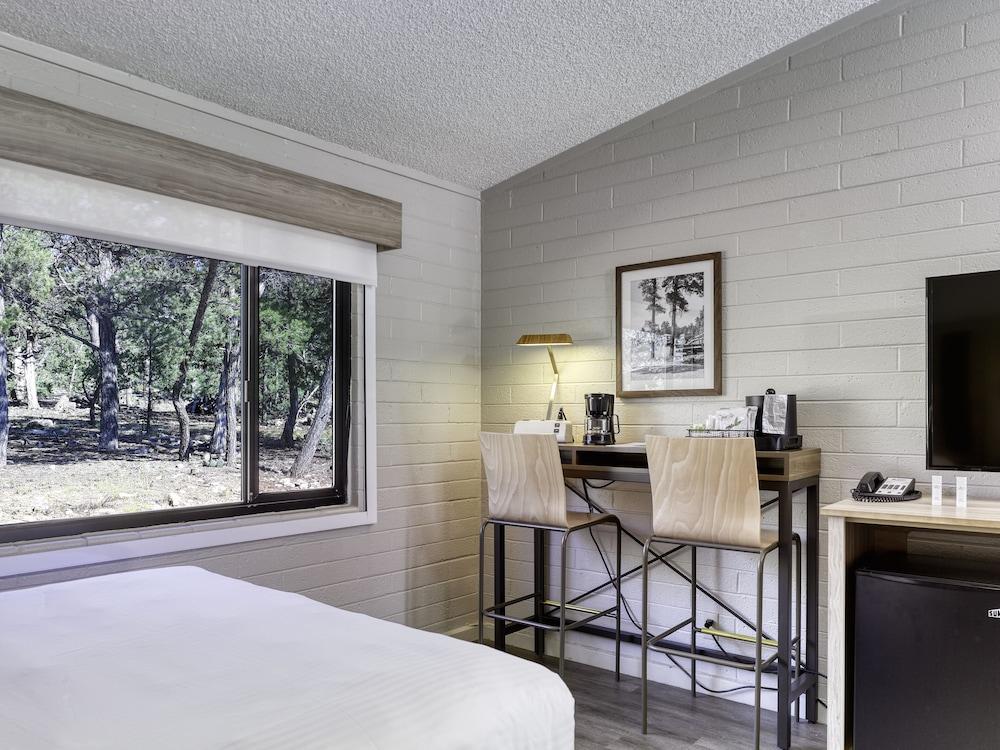 Yavapai Lodge photo 61