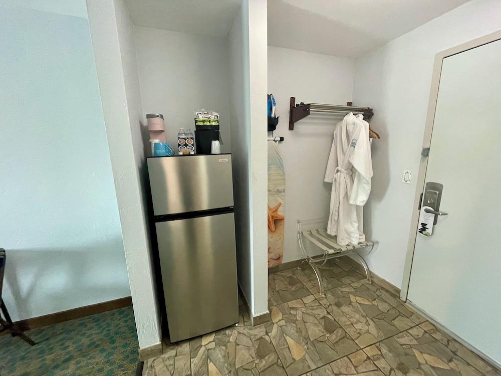 Ocean Sands Beach Boutique Inn - 1 Acre Private Beach photo 24