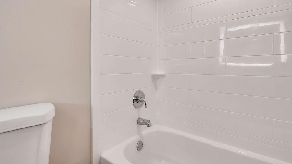 Best Western Plus Augusta North Inn & Suites photo 15