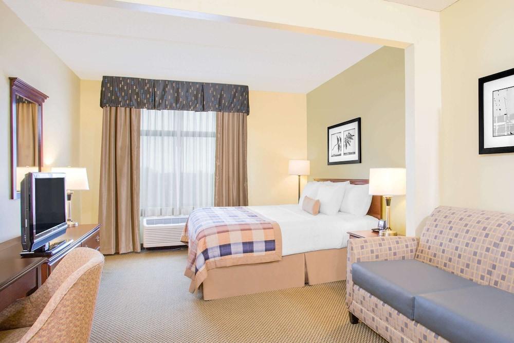 Spark by Hilton Rock Hill photo 3