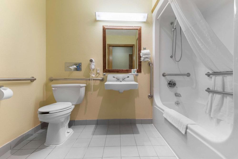Quality Inn Washington Court House photo 28