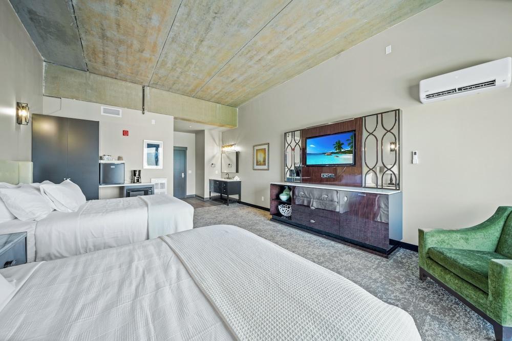 The Suites at Prairie Falls & Event Center photo 5