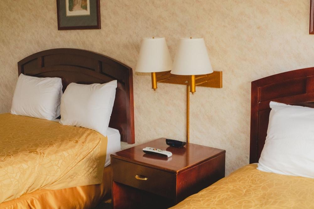 Colfax Inn photo 45