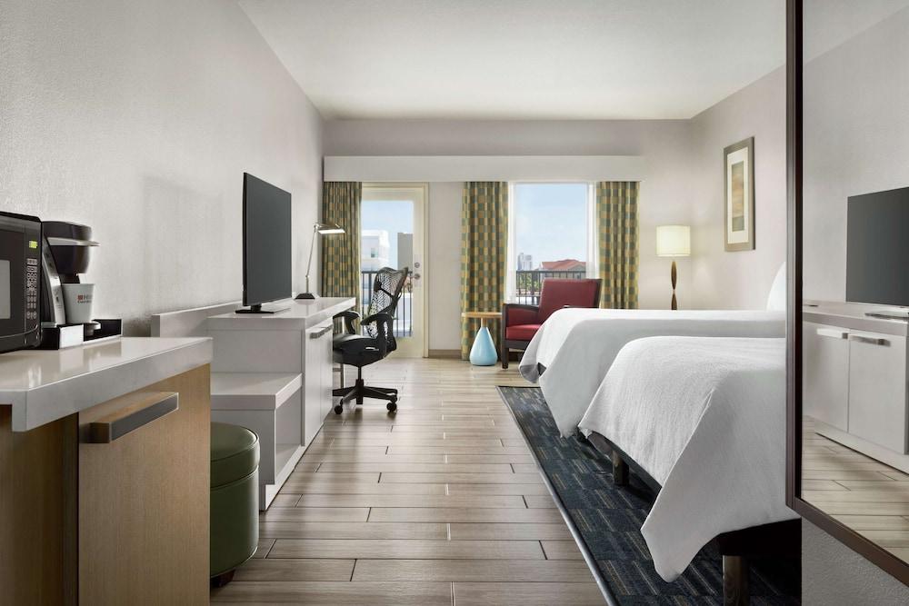 Hilton Garden Inn South Padre Island Beachfront photo 16