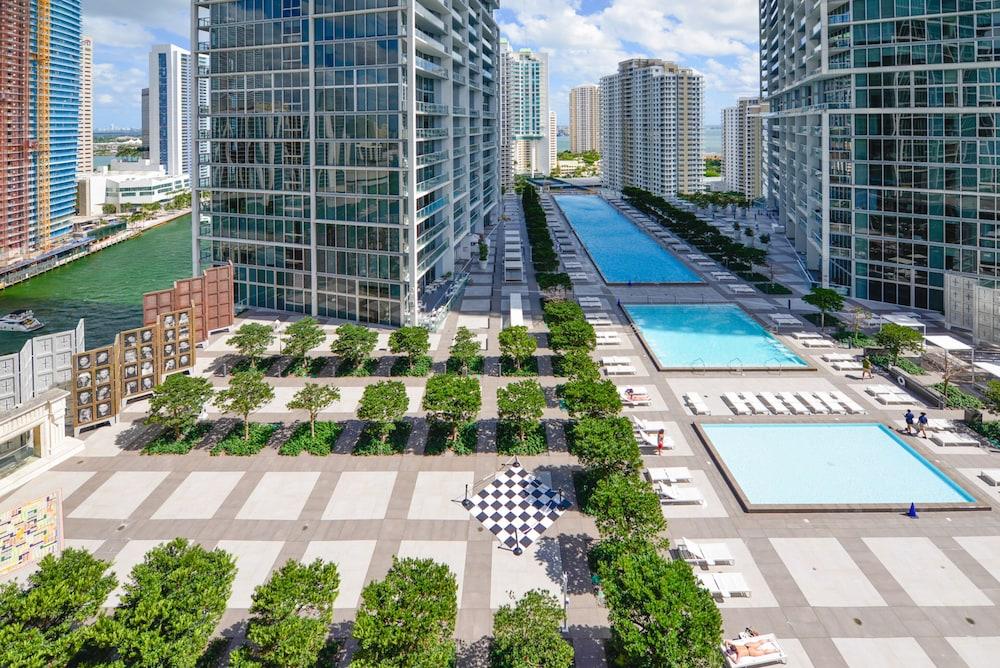 Icon Residences photo 11