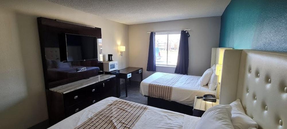 Rodeway Inn Bloomington - Normal West photo 4