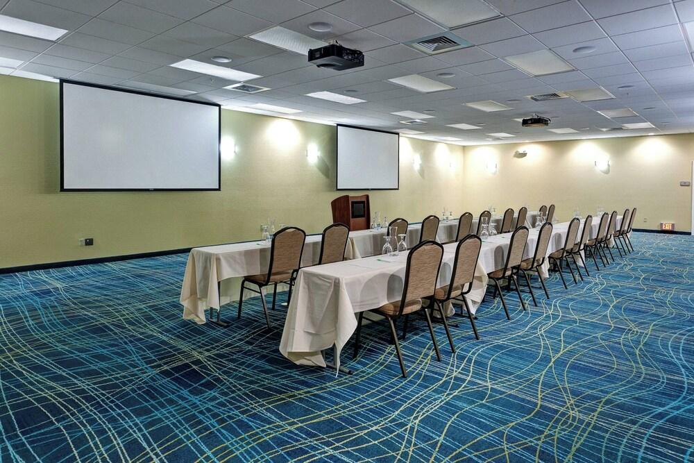 Springhill Suites Wichita Airport photo 36