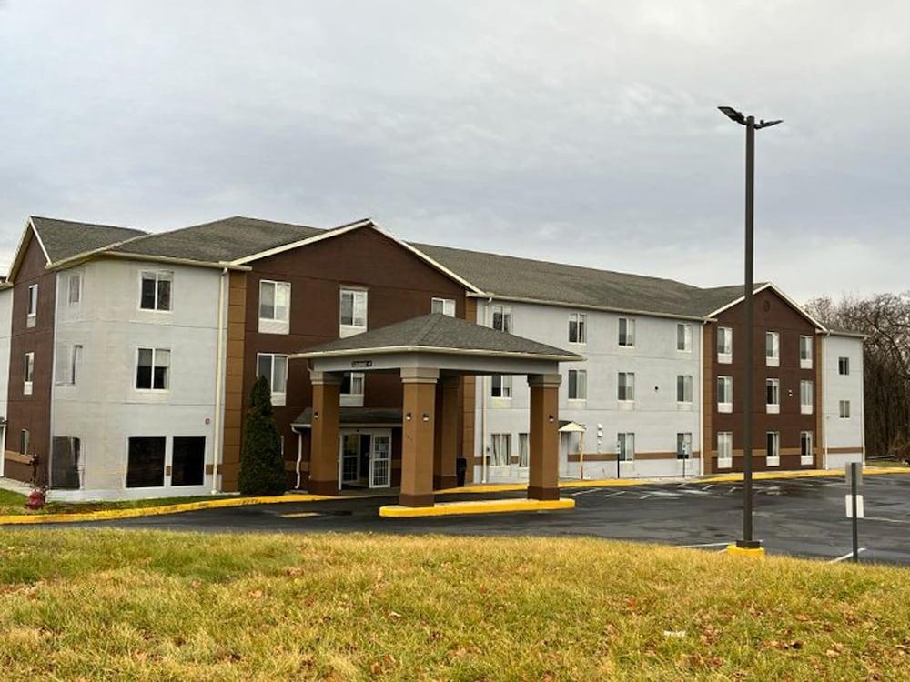 Chocolate Express Hotel & Suites Hershey photo 25