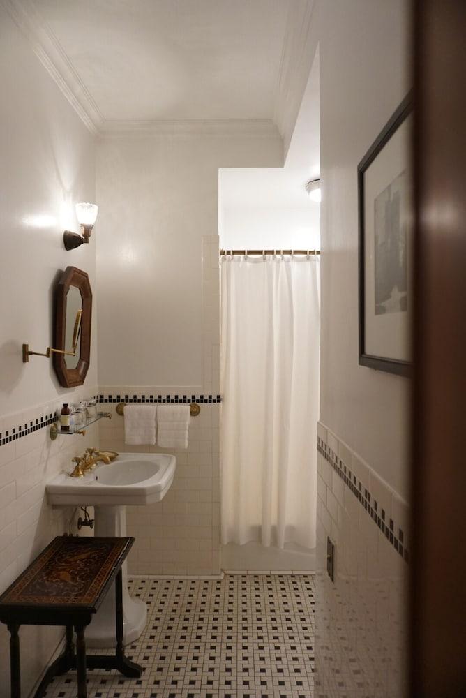 The Inn at Irving Place photo 14