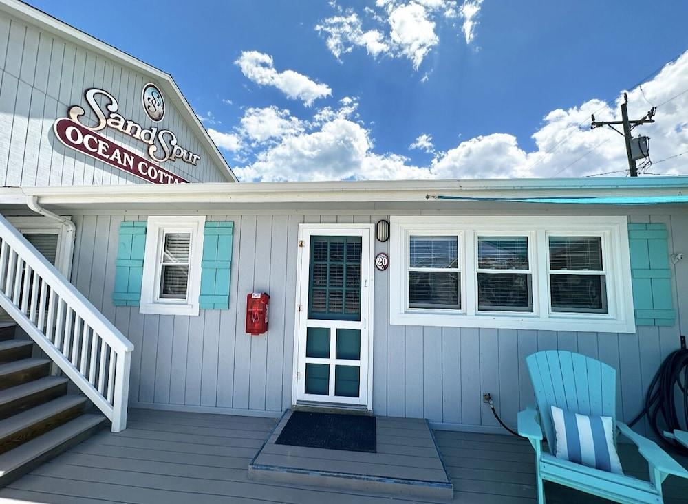 SandSpur Ocean Cottages photo 97
