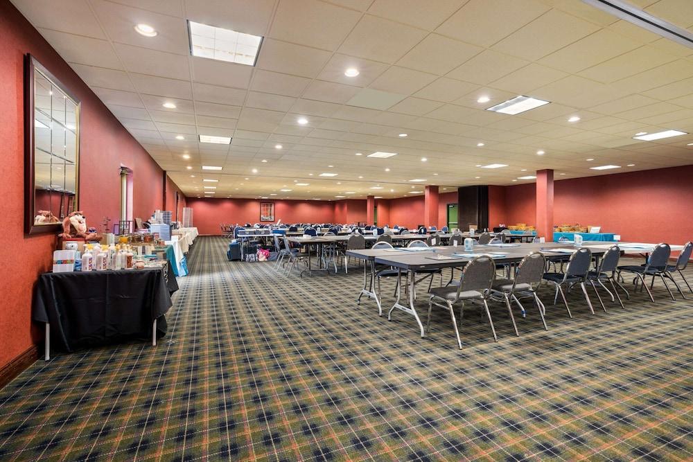 Suburban Studios Syracuse Fairgrounds photo 24