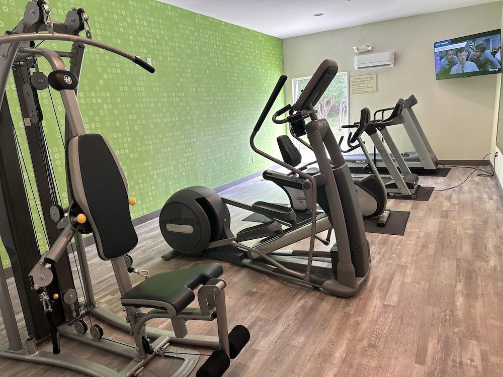 La Quinta Inn & Suites by Wyndham Decatur photo 24