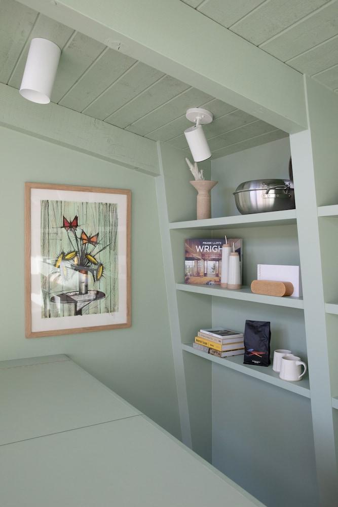 The Bungalows by Homestead Modern at The Joshua Tree Retreat Center photo 32
