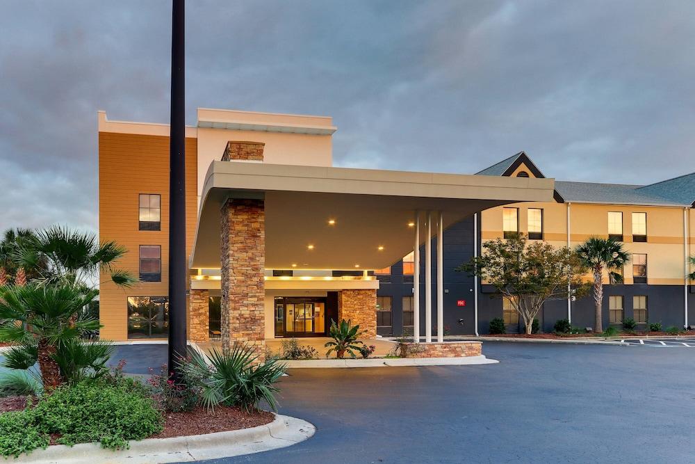 Fairfield Inn & Suites by Marriott Southport photo 49